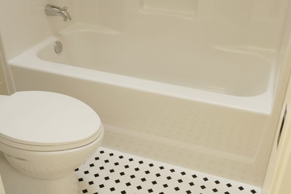 Cost of Fiberglass Tub Replacement in Mount Juliet